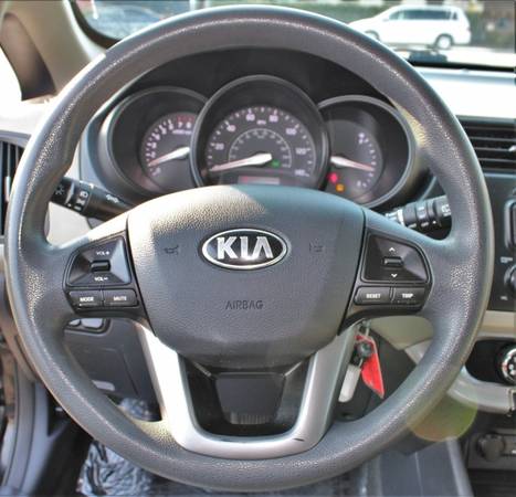 2013 Kia Rio 5dr HB Auto LX - - by dealer - vehicle for sale in Portland, OR – photo 8