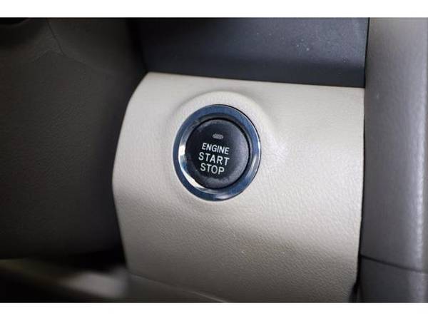2010 Toyota Camry XLE - sedan - - by dealer - vehicle for sale in Cincinnati, OH – photo 21