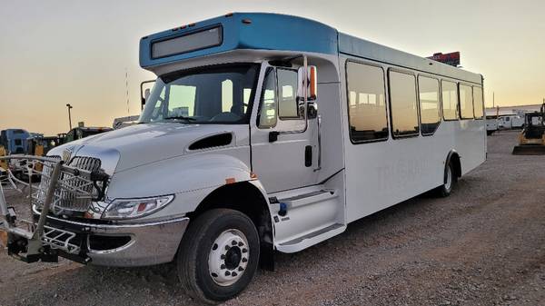 2017 International Shuttle Church Bus 29 Passenger HC/TC Commercial for sale in Oklahoma City, OK – photo 2