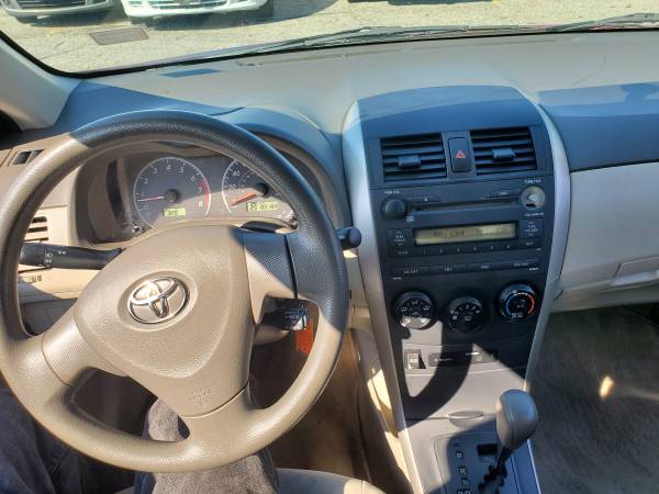 2009 toyota corolla - cars & trucks - by dealer - vehicle automotive... for sale in Pawtucket, RI – photo 8