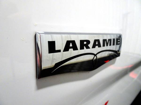 2015 RAM 1500 Laramie Crew Cab 4WD Diesel pickup White - cars & for sale in Branson West, AR – photo 20