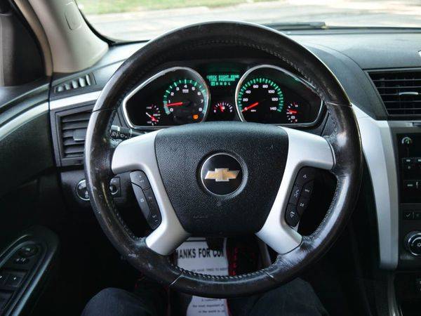 2009 Chevrolet Chevy Traverse 09 TRAVERSE, THIRD ROW SEATING,... for sale in Massapequa, NY – photo 22