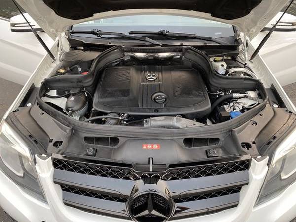 2013 MERCEDES BENZ GLK 250 BLUETEC 4-MATIC JUST SERVICED, PANO ROOF,... for sale in Portland, CA – photo 21
