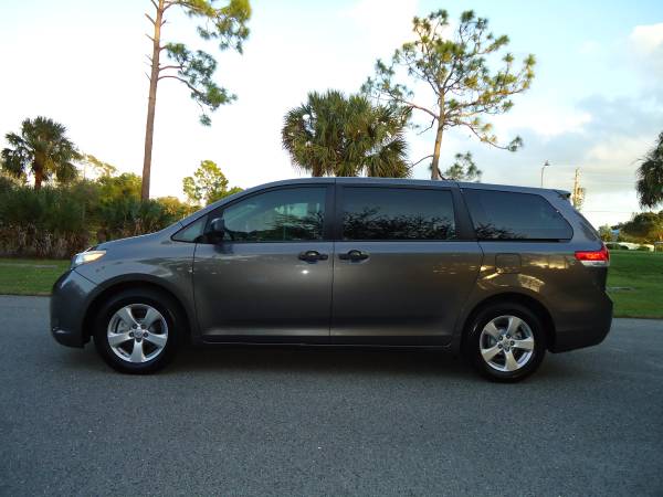 TOYOTA SIENNA LE 2013 ^ RELIABLE FAMILY VAN - cars & trucks - by... for sale in Bonita Springs, FL – photo 4