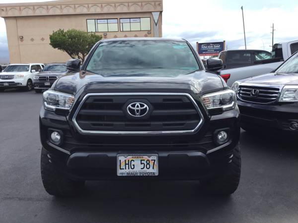 *LIFTED LONGBED 4x4!* 2017 TOYOTA TACOMA - cars & trucks - by dealer... for sale in Kihei, HI – photo 3
