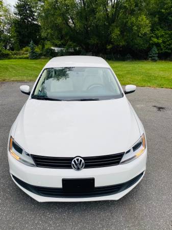 2012 VOLKSWAGEN JETTA SE ( WELL MAINTAINED ) - cars & trucks - by... for sale in West Sand Lake, NY – photo 3