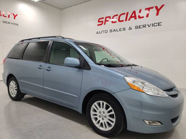 2010 Toyota Sienna XLE Seats 7! Moon! Heated Seats! DVD! 138k Mi! -... for sale in Suamico, WI – photo 21