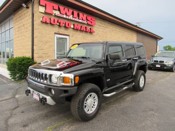 2009 HUMMER H3 4WD - cars & trucks - by dealer - vehicle automotive... for sale in Rockford, IL – photo 3