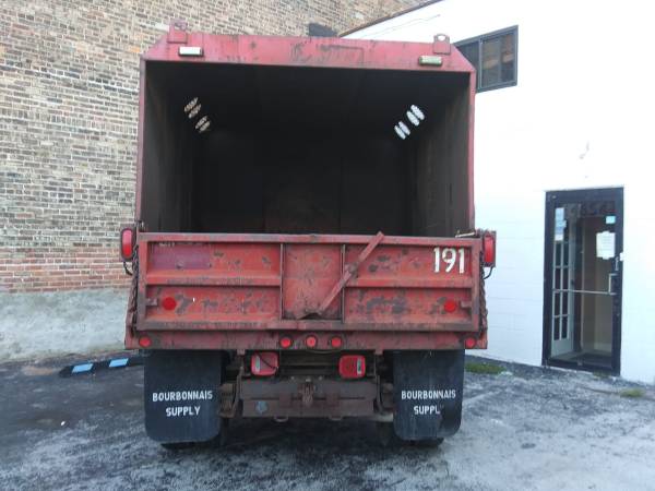 Dump Truck, Chipper Box,Chevy 3500,Runs Good,Low Miles-50K,1 Owner,See for sale in Midlothian, IL – photo 13