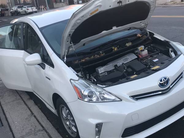 Toyota prius V - cars & trucks - by owner - vehicle automotive sale for sale in Long Island City, NY – photo 10