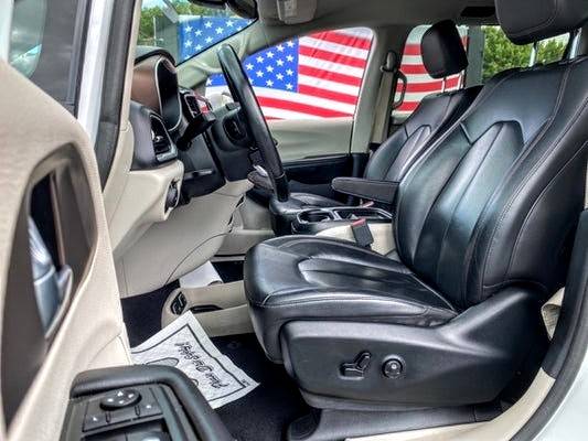 2019 Chrysler Pacifica Touring L (Stow And Go Seating) - cars &... for sale in Loves Park, IL – photo 5