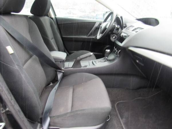 12 MAZDA 3 TOURING 5 DOOR + LIMITED WARRANTY + EASY FINANCE LOW... for sale in WASHOUGAL, OR – photo 12