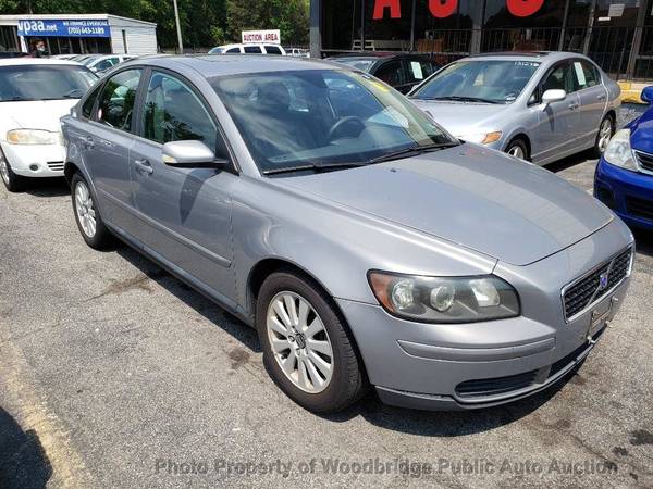 2005 *Volvo* *S40* *2.4i* Gray - cars & trucks - by dealer - vehicle... for sale in Woodbridge, District Of Columbia – photo 2