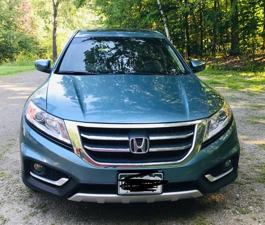 2013 Honda Crosstour EX Sport Utility - cars & trucks - by owner -... for sale in Cooperstown, NY – photo 2