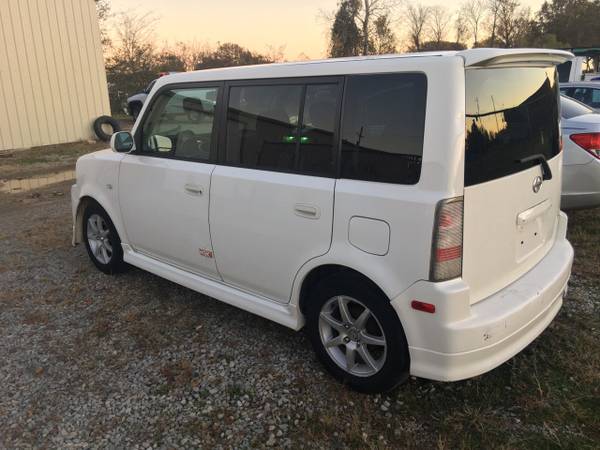 2005 Toyota Scion xB - cars & trucks - by owner - vehicle automotive... for sale in Horn Lake, MS – photo 8