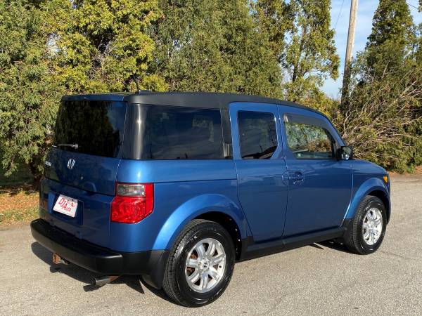 ONLY 89,000 MILES! 2008 HONDA ELEMENT EX ALL WHEEL DRIVE 1OWNER -... for sale in Cedar Rapids, IA – photo 7