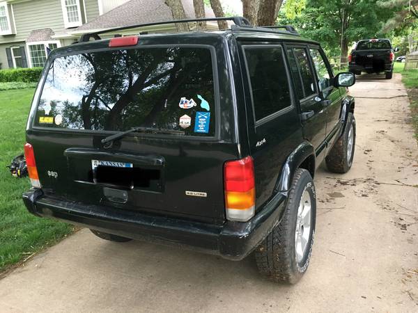 2001 Jeep Cherokee XJ Limited for sale in Overland Park, MO – photo 4
