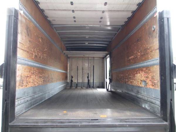 2014 Isuzu NPR 23 FOOT BOX TRUCK ** SIDE DOOR ** LIFTGATE - cars &... for sale in south amboy, WI – photo 6
