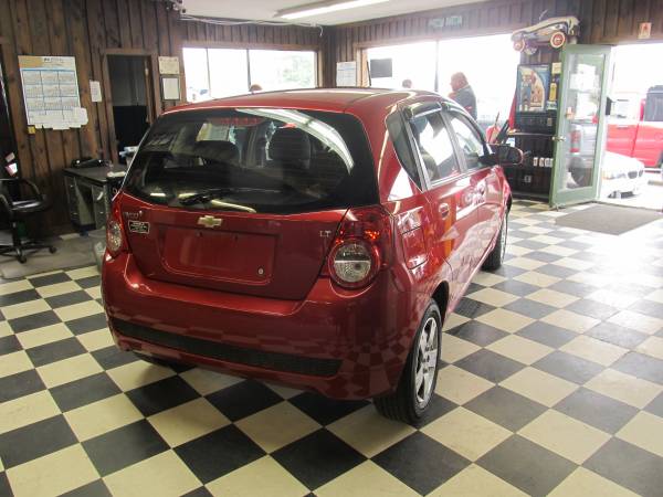 2011 chevy aveo - cars & trucks - by dealer - vehicle automotive sale for sale in Rutland, VT – photo 4