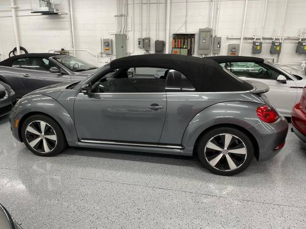 2015 Volkswagen Beetle Convertible R Line 2dr Convertible 6A for sale in St Louis Park, MN – photo 17