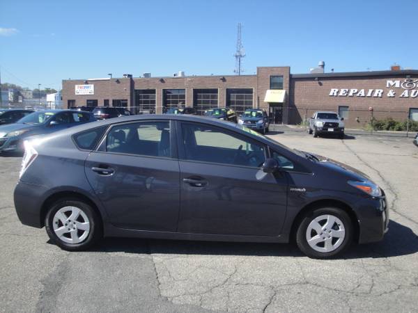 2011 Toyota Prius 5dr HB III (Natl) - - by dealer for sale in Dorchester, MA – photo 6