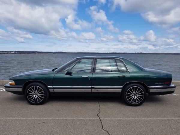 1994 Buick Park Avenue - - by dealer - vehicle for sale in Erie, PA – photo 13