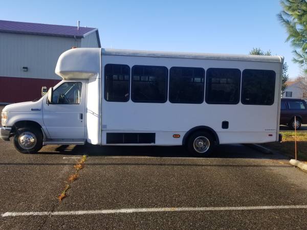 Ford E-450Econoline Bus For Sale - cars & trucks - by owner -... for sale in Pedricktown NJ, PA – photo 2