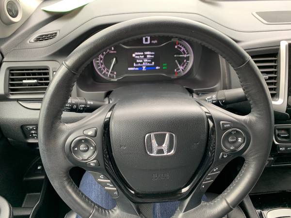 2019 Honda Ridgeline RTL 4x4 - - by dealer - vehicle for sale in ottumwa, IA – photo 5