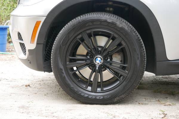 2013 BMW X5 X50i Twin-Turbo 400HP - cars & trucks - by owner -... for sale in Indialantic, FL – photo 5
