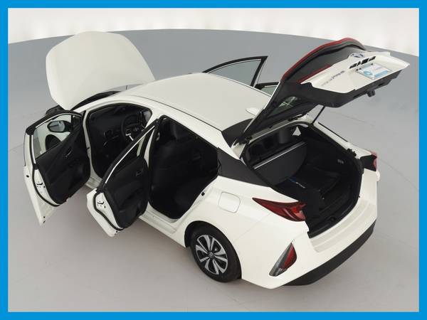 2019 Toyota Prius Prime Advanced Hatchback 4D hatchback White for sale in Washington, District Of Columbia – photo 17