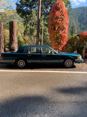1993 Lincoln Town Car for sale in My Shasta, CA – photo 4