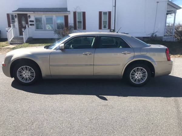2008 Chrysler 300 LX 4dr Sedan, 90 DAY WARRANTY! for sale in Lowell, NH – photo 3