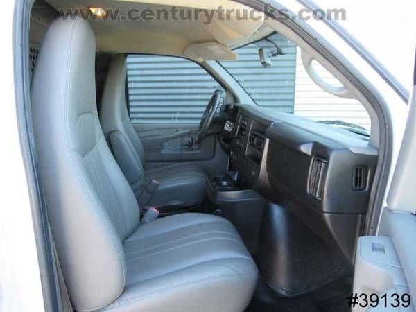 2014 Chevrolet Express 2500 CARGO Summit White *PRICED TO SELL SOON!* for sale in Grand Prairie, TX – photo 23