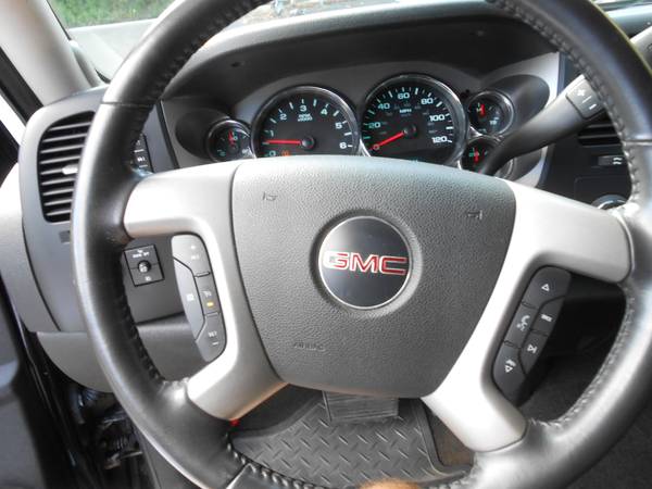 2009 GMC SIERRA SLE 1500 CREW CAB 4X4 for sale in Pittsburgh, PA – photo 10