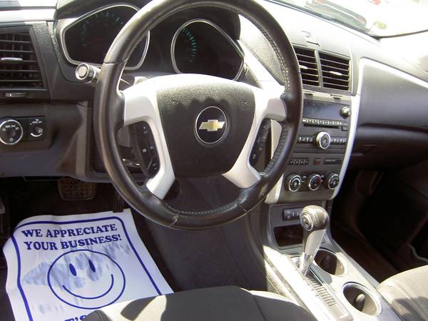 2011 CHEVROLET TREVERSE - - by dealer - vehicle for sale in Detroit, MI – photo 9