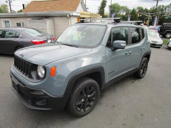 2017 Jeep Renegade Altitude 4x4 - cars & trucks - by dealer -... for sale in Maple Shade, NJ – photo 2
