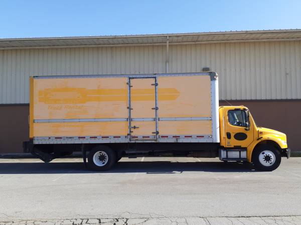 2006 Freightliner M2, Cummins Engine, 24' with Ramp/Lift Combo -... for sale in Portland, OR – photo 4
