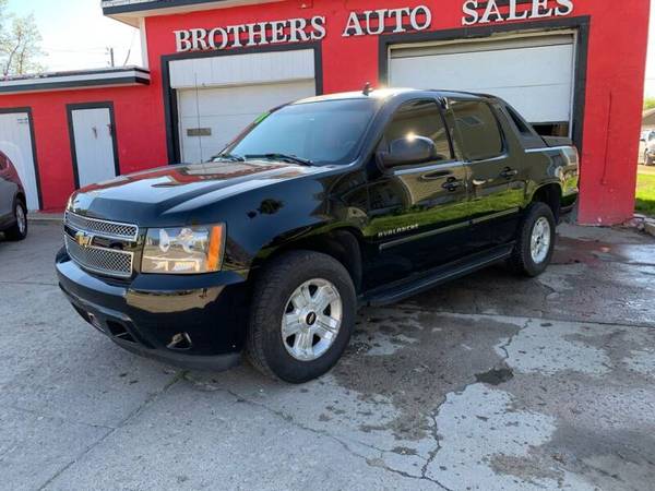 2008 Chevrolet Avalanche LT - - by dealer - vehicle for sale in HAMPTON, IA – photo 3