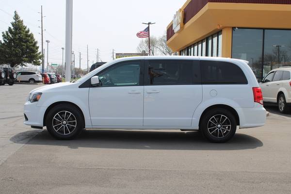 2018 Dodge Grand Caravan GT - - by dealer - vehicle for sale in Inidanapolis, IN – photo 3