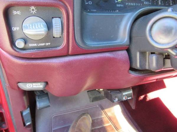 1995 Chevrolet C/K 1500 Series C1500 Silverado 2dr Extended Cab SB for sale in Bloomington, IL – photo 19