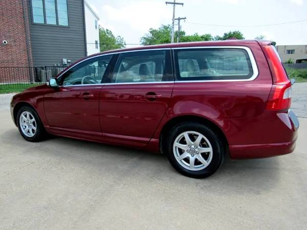 2008 Volvo V70 3 2 FWD Wagon with Low Miles & Clean CARFAX - cars & for sale in Fort Worth, TX – photo 5