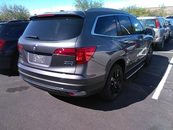 2016 Honda Pilot AWD Touring w/42K *LOADED* for sale in Bend, OR – photo 2