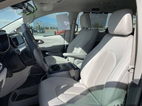 2017 Chrysler Pacifica Touring-L Plus 4dr Wagon for sale in Lake Havasu City, AZ – photo 9