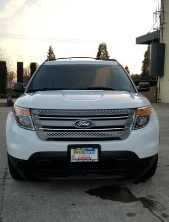 2013 Ford Explorer, 4WD Low Mileage - - by dealer for sale in Sacramento , CA – photo 2