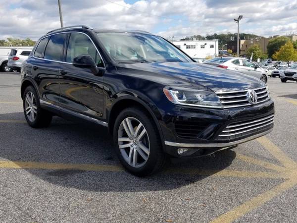 2016 Volkswagen Touareg Lux AWD All Wheel Drive SKU:GD010022 for sale in Cockeysville, MD – photo 3