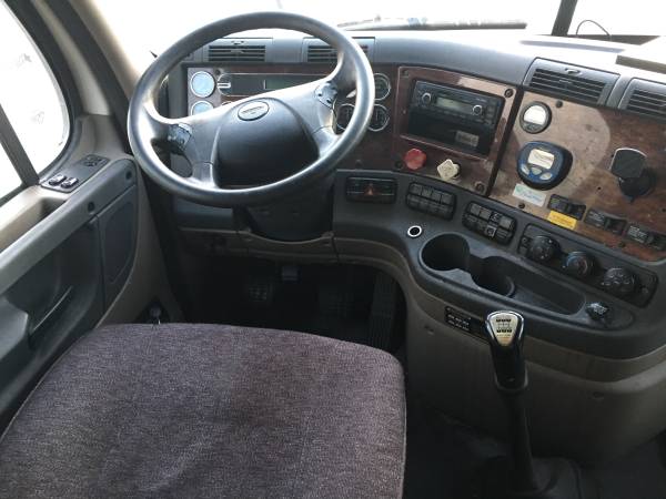 2013 Freightliner Cascadia 1 DS for sale in Gulfport , MS – photo 7