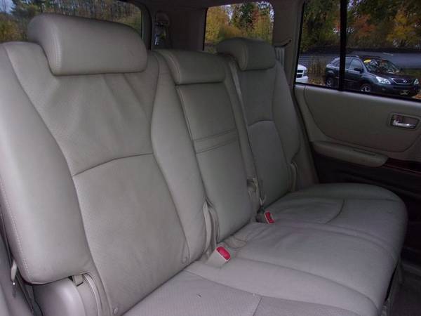 2006 Toyota Highlander Hybrid Limited AWD Seats-7, 131k Miles, Blue for sale in Franklin, VT – photo 12