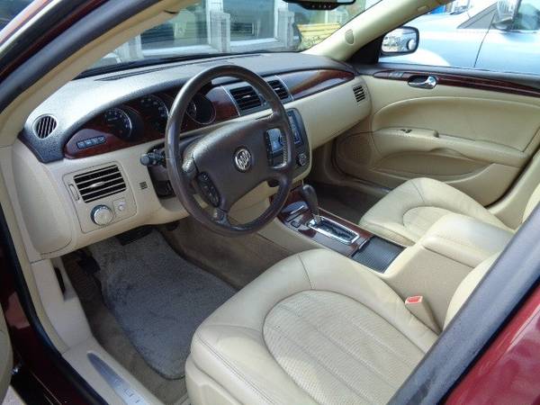2007 Buick Lucerne 4dr Sdn V6 CXL Leather Good Tires 3.8-v6! for sale in Marion, IA – photo 7