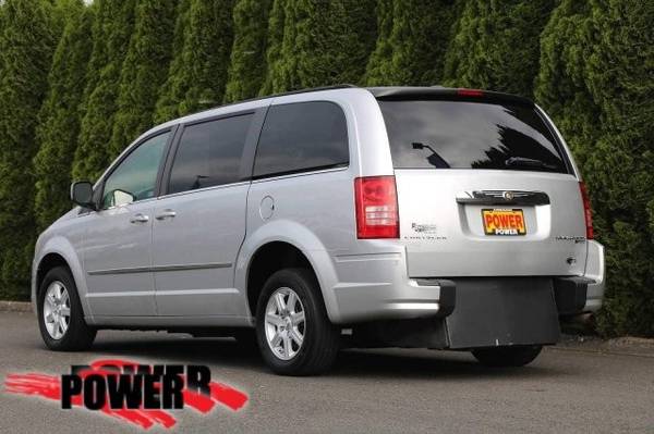 2010 Chrysler Town & Country Touring Minivan, Passenger for sale in Salem, OR – photo 10