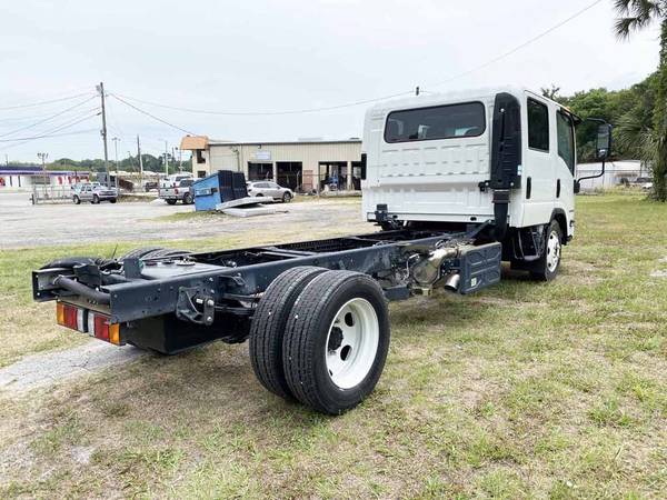 2018 Chevrolet W5500 HD Crew Cab Cab and Chassis for sale in PALATKA, MD – photo 5